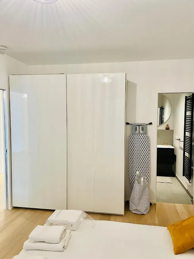 Apartment New & Large 1 Bedroom In Center- Terrace & Parking Luxembourg Luxembourg
